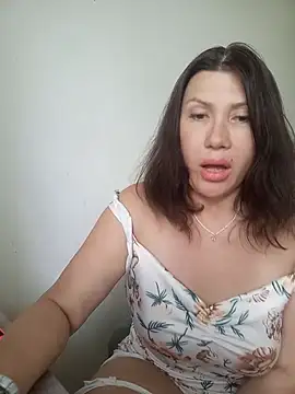 ROXOLANAA SEXY online show from 06-05-26, 09:48