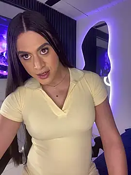Snapshot of Naughtysofiaa chatting on 07-16-26, 12:38 Naughtysofiaa online show from 07-16-26, 12:38