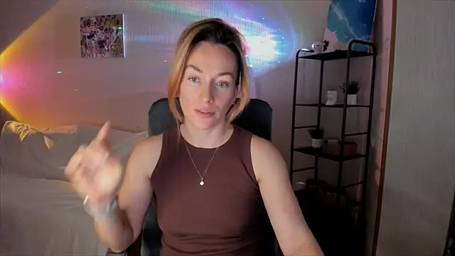 Snapshot of RebeccaMartinez chatting on 11-13-25, 08:24 RebeccaMartinez online show from 11-13-25, 08:24