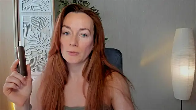 RebeccaMartinez online show from 04-05-26, 07:27