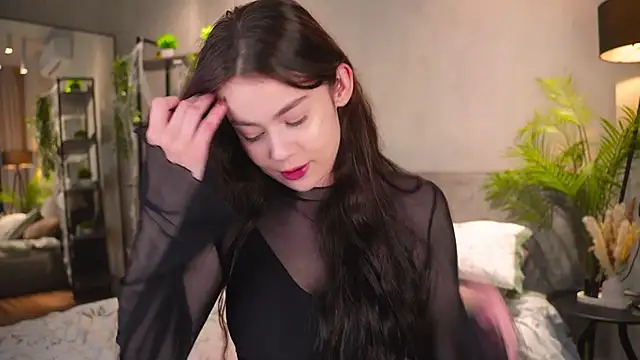 Snapshot of AuroraMari chatting on 11-12-25, 11:14 AuroraMari online show from 11-12-25, 11:14