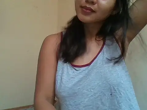 Snapshot of _smiling4u_ chatting on 07-02-26, 12:32 smiling4u online show from 07-02-26, 12:32