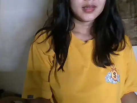 Snapshot of _smiling4u_ chatting on 07-16-26, 01:06 smiling4u online show from 07-16-26, 01:06