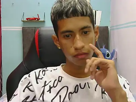 Snapshot of Angelstripboy chatting on 03-14-26, 04:23 Angelstripboy online show from 03-14-26, 04:23