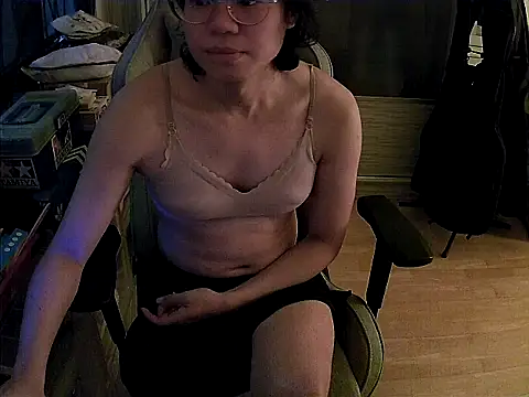 swimsuitloves online show from 03-30-26, 11:06