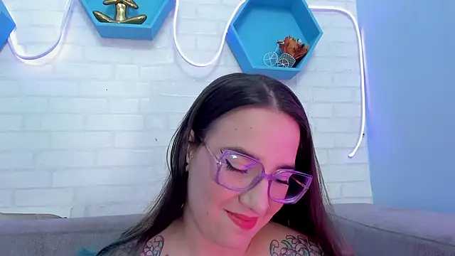 Snapshot of DEVA_BLUE_ chatting on 01-30-25, 04:48 DEVA BLUE  online show from 01-30-25, 04:48