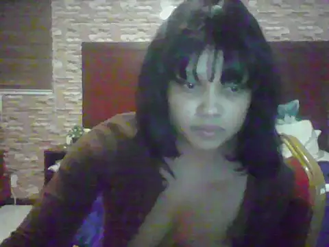 Yolisa4544 online show from 07-08-26, 03:33