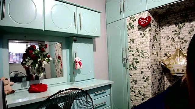 Indian candy9 online show from 11-10-25, 04:17