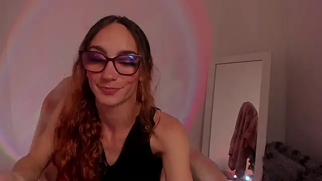 Snapshot of _lh_ chatting on 11-06-25, 03:02 lh online show from 11-06-25, 03:02