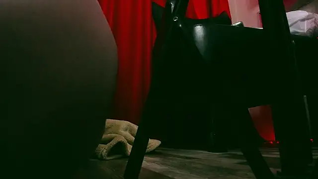 Frau  Lilith online show from 02-15-25, 08:01