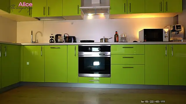 pinkheart  online show from 11-30-25, 03:27