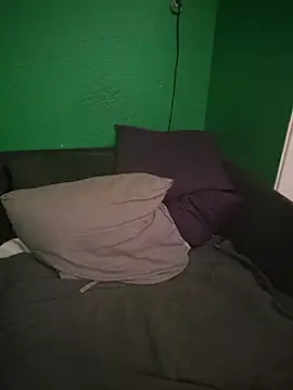 Snapshot of XxGipsyxX chatting on 02-03-26, 02:33 XxGipsyxX online show from 02-03-26, 02:33