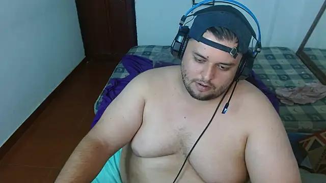 Snapshot of altairstudiosvip_ chatting on 12-17-24, 10:22 altairstudiosvip  online show from 12-17-24, 10:22