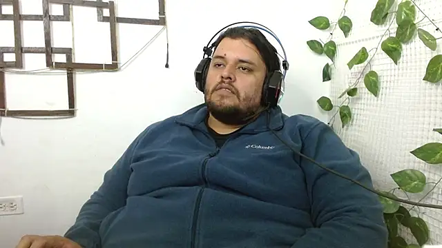 Snapshot of altairstudiosvip_ chatting on 10-16-25, 01:45 altairstudiosvip  online show from 10-16-25, 01:45