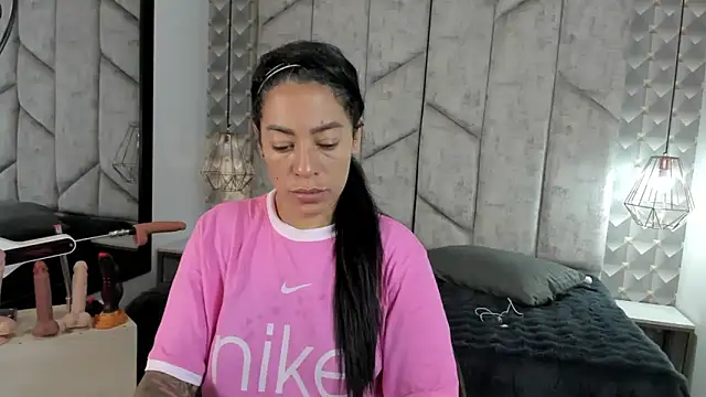 NiicolleMiller online show from 11-10-25, 11:31