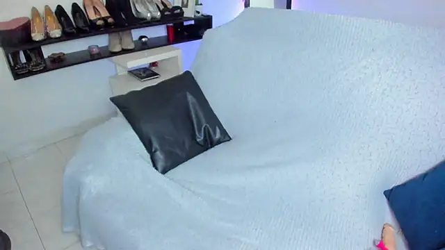 Snapshot of BellaFlaming chatting on 02-02-26, 10:47 BellaFlaming online show from 02-02-26, 10:47