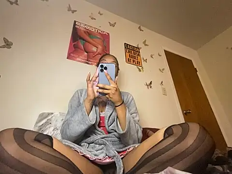 Iceblanca online show from 02-11-26, 01:27