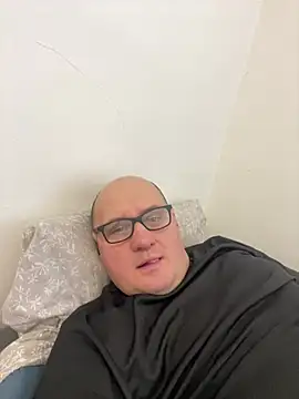 Snapshot of vanjbi45 chatting on 02-23-25, 08:06 vanjbi45 online show from 02-23-25, 08:06