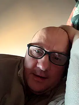 Snapshot of vanjbi45 chatting on 11-22-25, 07:40 vanjbi45 online show from 11-22-25, 07:40