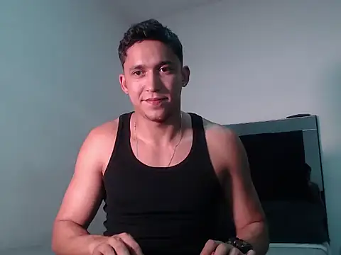Snapshot of angel_sensual95 chatting on 06-25-26, 06:29 angel sensual95 online show from 06-25-26, 06:29