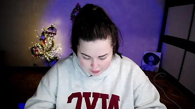 Emily Mo online show from 01-14-26, 06:41