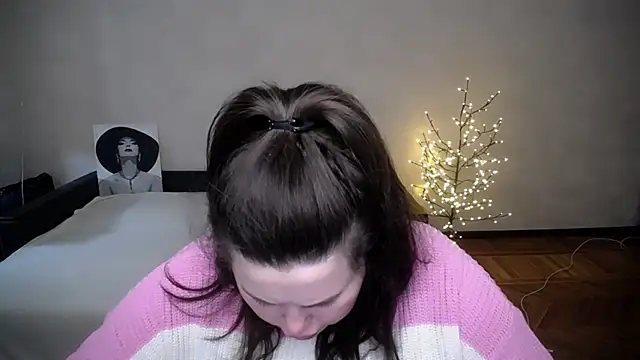 Emily Mo online show from 04-26-26, 06:44