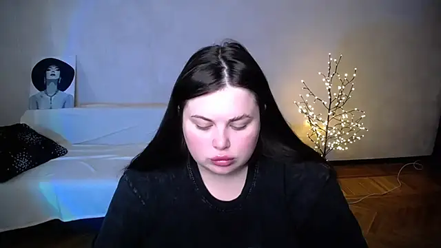 Emily Mo online show from 06-06-26, 05:56