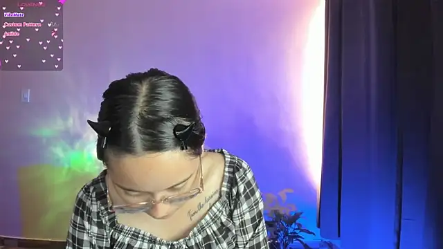 Snapshot of shantalc3rezo chatting on 11-13-25, 06:07 shantalc3rezo online show from 11-13-25, 06:07