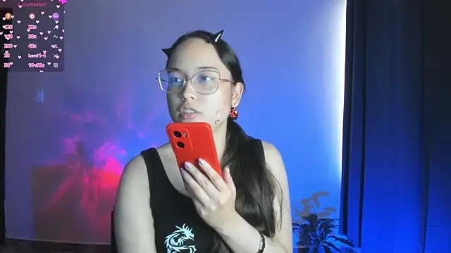 Snapshot of shantalc3rezo chatting on 11-14-25, 08:29 shantalc3rezo online show from 11-14-25, 08:29