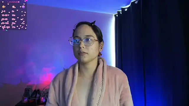 Snapshot of shantalc3rezo chatting on 11-29-25, 07:17 shantalc3rezo online show from 11-29-25, 07:17