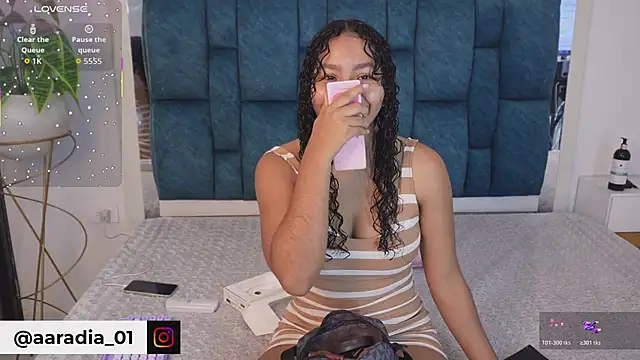 Anais aradia online show from 03-06-26, 07:05