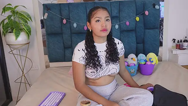 Anais aradia online show from 04-01-26, 06:36