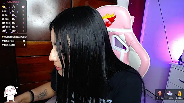 Snapshot of eva_six chatting on 12-04-24, 11:35 eva six online show from 12-04-24, 11:35