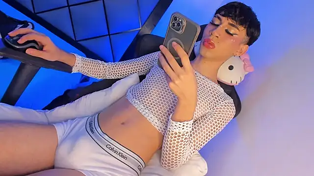 GeorginaCute  online show from 12-19-25, 01:07