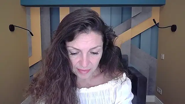 EllaLong online show from 09-12-25, 11:32