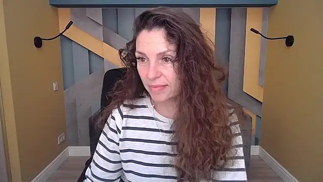 EllaLong online show from 11-29-25, 12:30