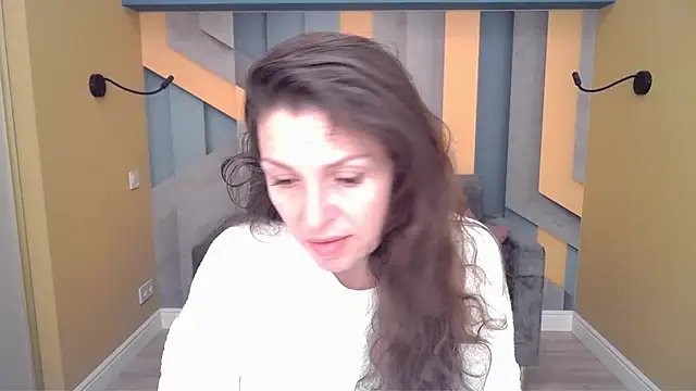 EllaLong online show from 02-07-26, 12:31