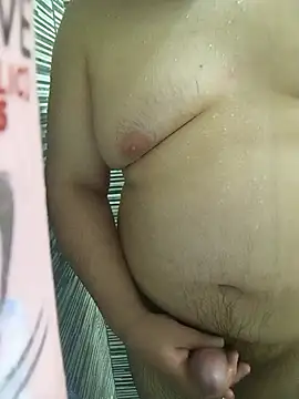 Snapshot of matius_29 chatting on 11-26-25, 12:44 matius 29 online show from 11-26-25, 12:44