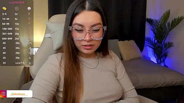 dakottaa  online show from 11-27-25, 12:13