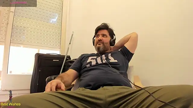 Maxi TheBigDaddy online show from 01-25-25, 02:47