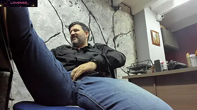 Maxi TheBigDaddy online show from 09-18-25, 03:25