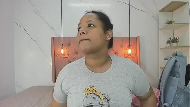 Snapshot of Belle_Brunette chatting on 07-07-26, 11:58 Belle Brunette online show from 07-07-26, 11:58