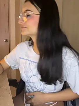 Cat2525 online show from 04-26-26, 09:45