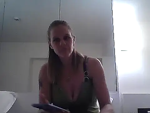 WildScorpio86 online show from 01-29-25, 03:26