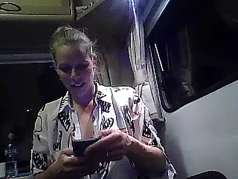 WildScorpio86 online show from 12-17-25, 06:03