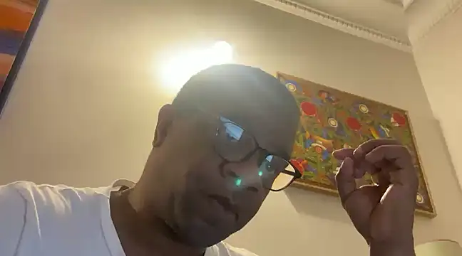 Snapshot of okaono20 chatting on 01-12-25, 06:28 okaono20 online show from 01-12-25, 06:28