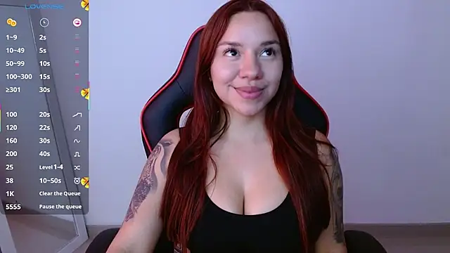 Snapshot of samantha_tattu chatting on 02-17-25, 08:26 samantha tattu online show from 02-17-25, 08:26