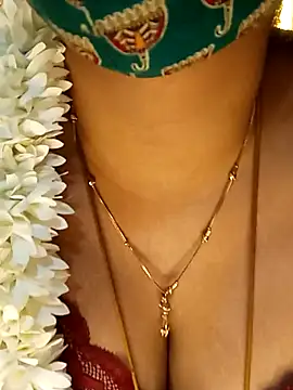 tuttifrutti17 online show from 01-17-25, 06:02