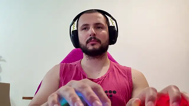 Snapshot of iurytx chatting on 11-30-25, 10:58 iurytx online show from 11-30-25, 10:58