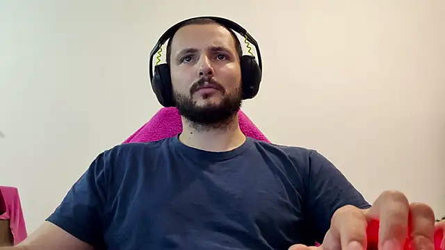 Snapshot of iurytx chatting on 12-01-25, 10:48 iurytx online show from 12-01-25, 10:48